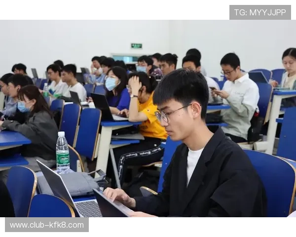 凯发下载中心提供专业的技术支持和客户服务,解决用户所有疑问 凯发下载中心提供专业的技术支持和客户服务,解决用户所有疑问